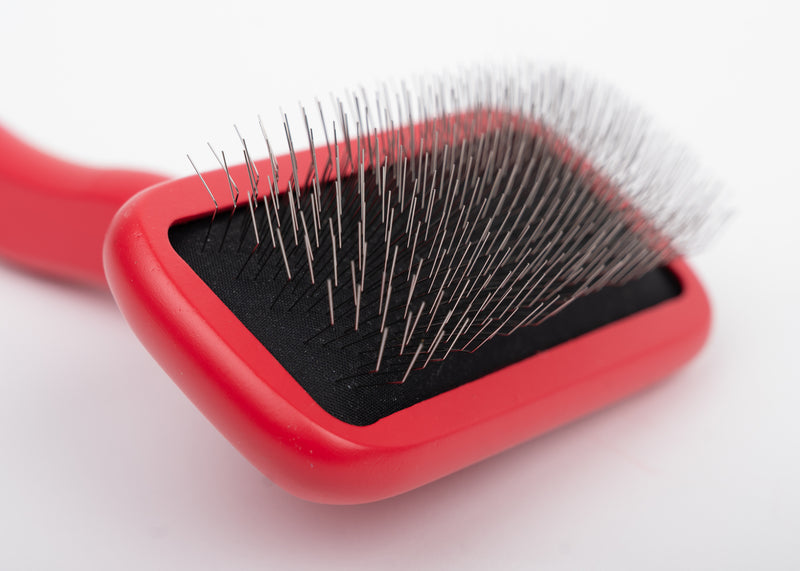 Chris Christensen Systems Kärben II Slicker Brush Red Small
