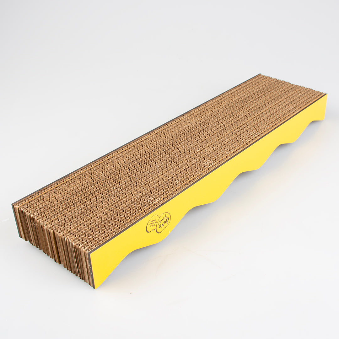 Placa pentru zgariat Wayne wavy galbena 44x11x4cm