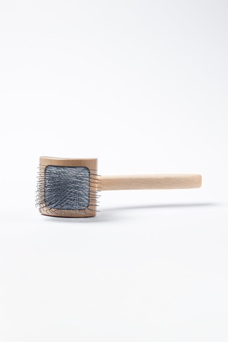LIZ’N BIBI Perie Slicker Curb