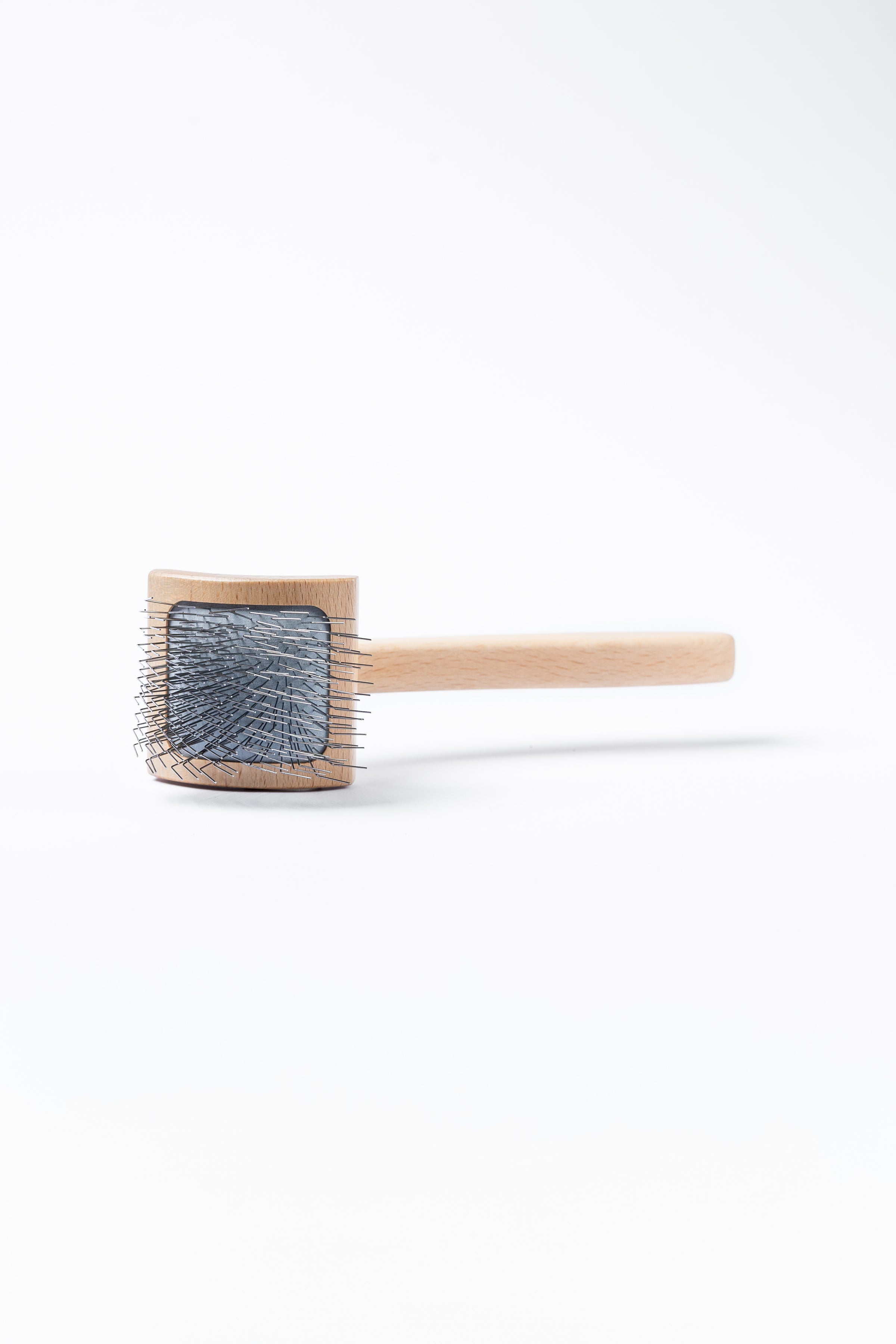 LIZ’N BIBI Perie Slicker Curb