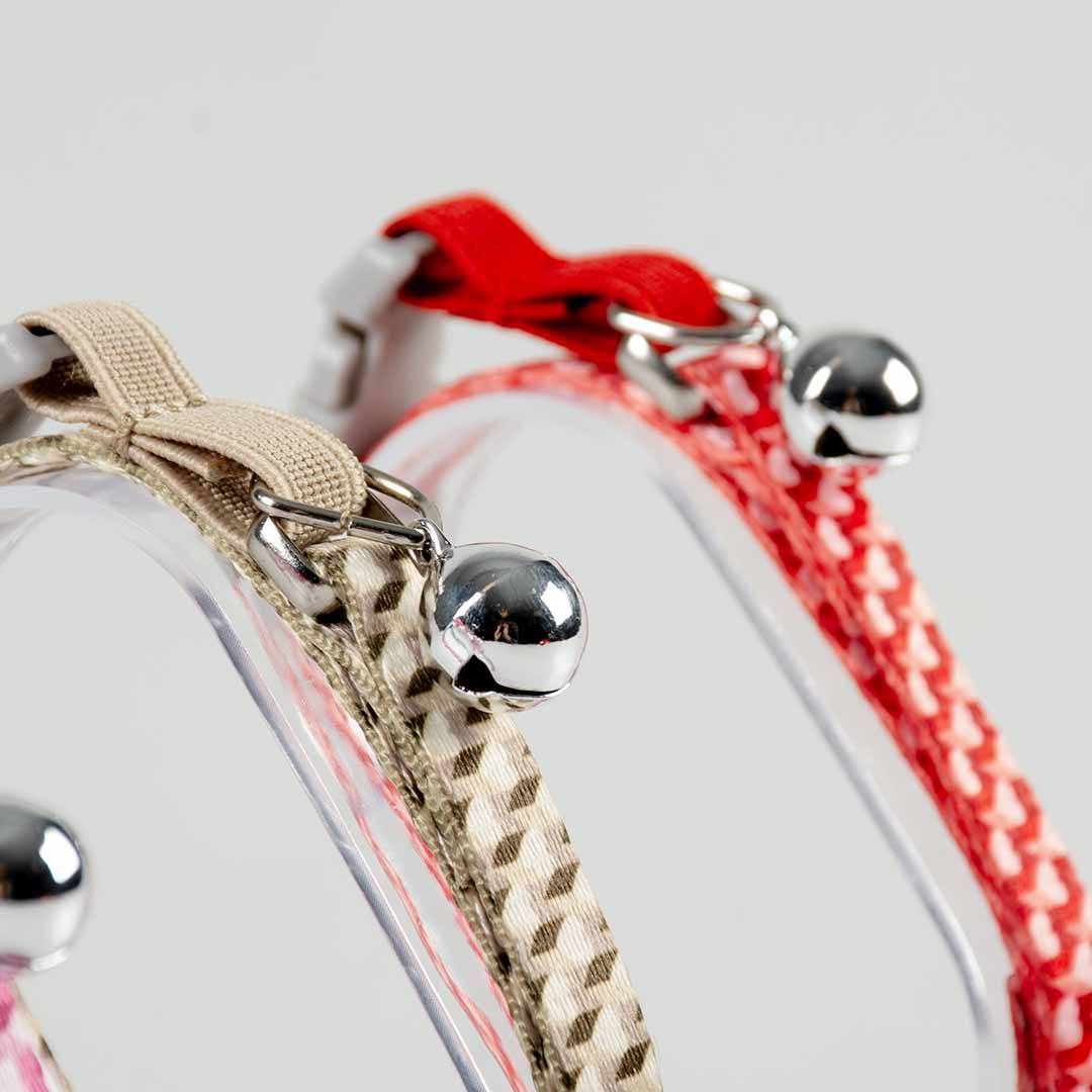 Zgarda pisici retro inimioare 20-30cm