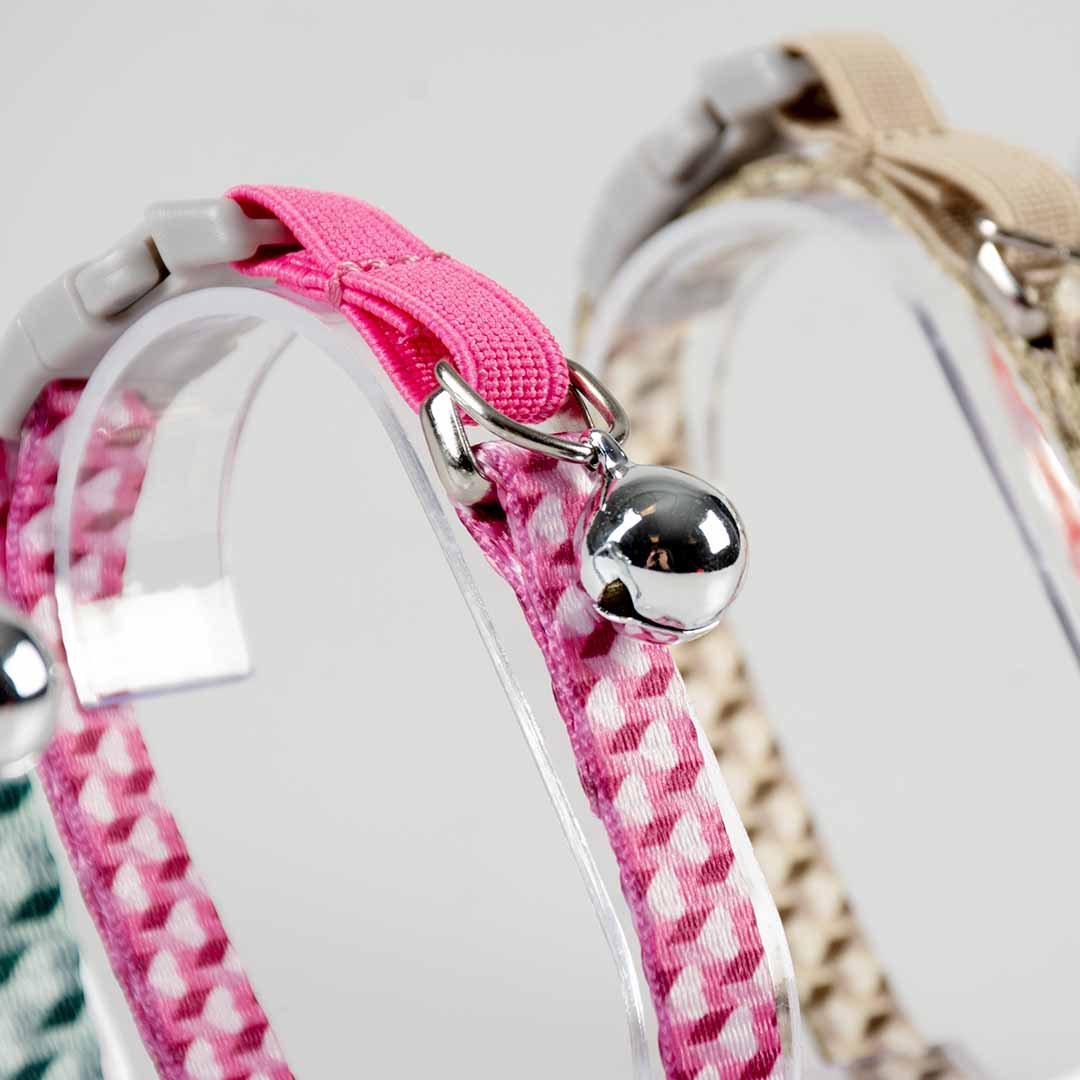 Zgarda pisici retro inimioare 20-30cm