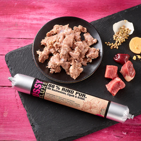 Recompensa Pussy Deluxe Vita cu hrisca, galbenus si ulei de krill 100g
