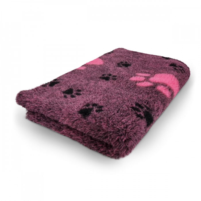 .VET BED Covoras Antiderapant culoarea ciresei cu labute negre si roz