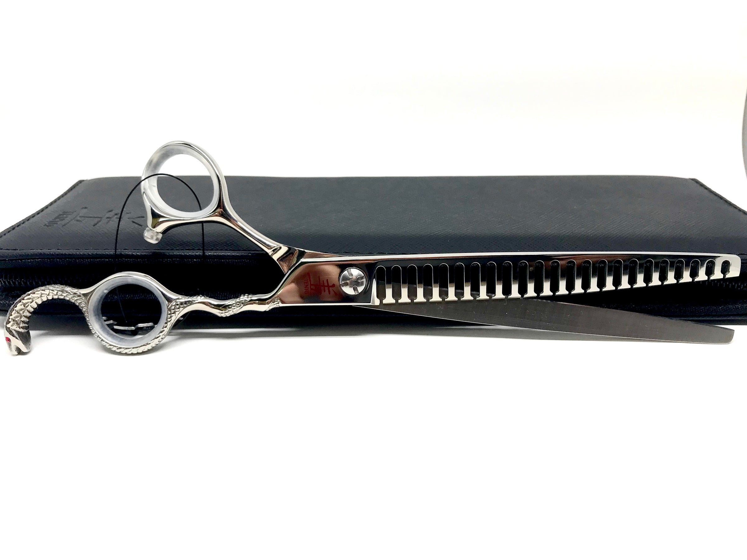 Yento Cobra High-Tech Foarfeca Chunker 20cm- 23dinti